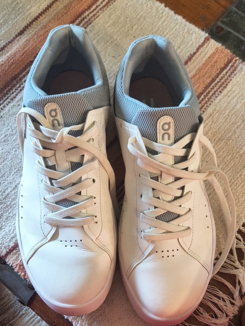 ON Women's The Roger Advantage White Leather Sneakers